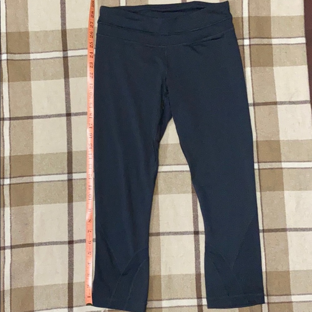 Authentic Lululemon Black Leggings Size 6